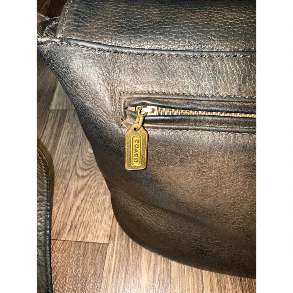 Coach vintage crossbody